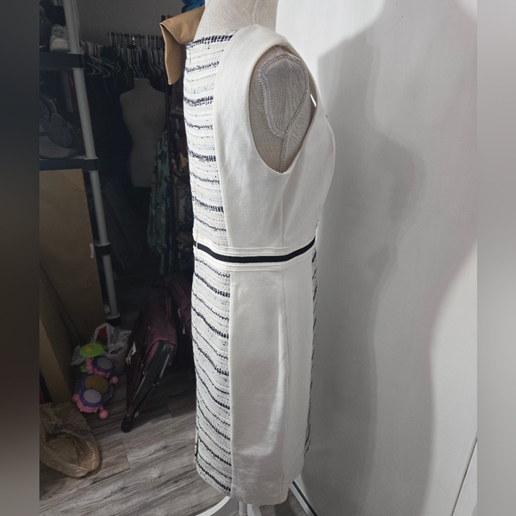 White House Black Market Sheath Ivory White With Tweed Detail NWT Sz 10 - Picture 8 of 12